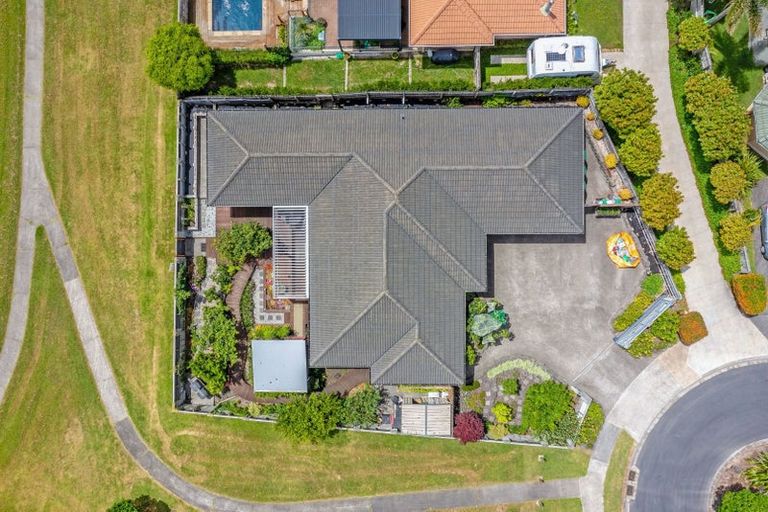 Photo of property in 9 Mohill Place, East Tamaki Heights, Auckland, 2016