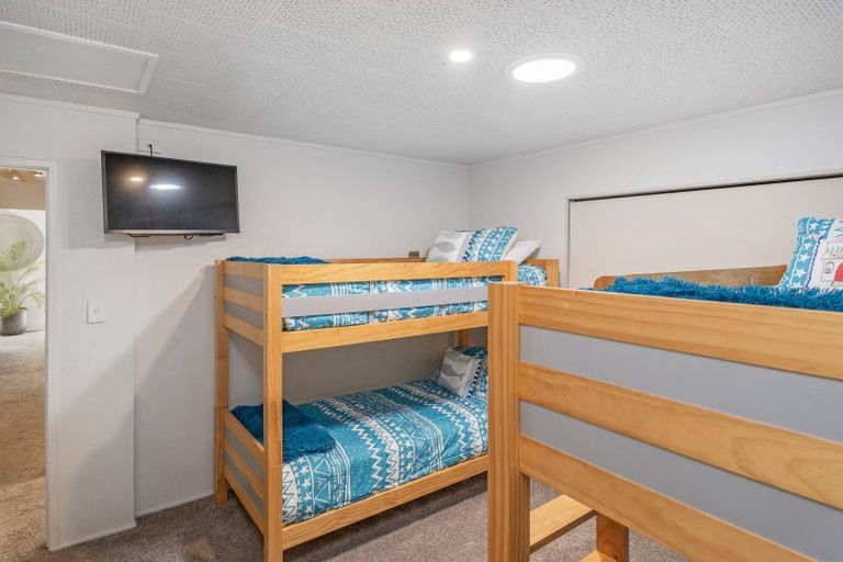 Photo of property in 112 Marram Place, Matarangi, Whitianga, 3592
