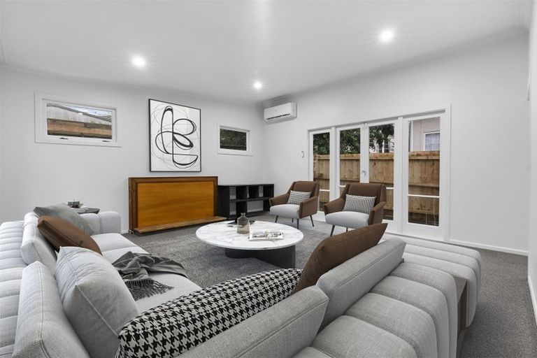 Photo of property in 1/79 Hillcrest Road, Papatoetoe, Auckland, 2025