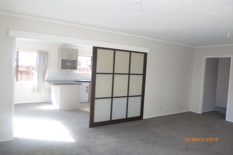 Photo of property in 2/54 Stanaway Street, Hillcrest, Auckland, 0627