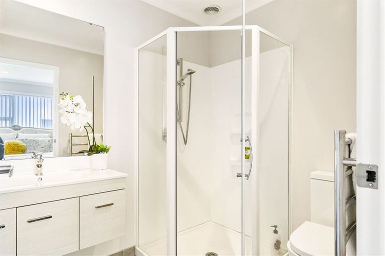 Photo of property in 16 Squadron Drive, Hobsonville, Auckland, 0616