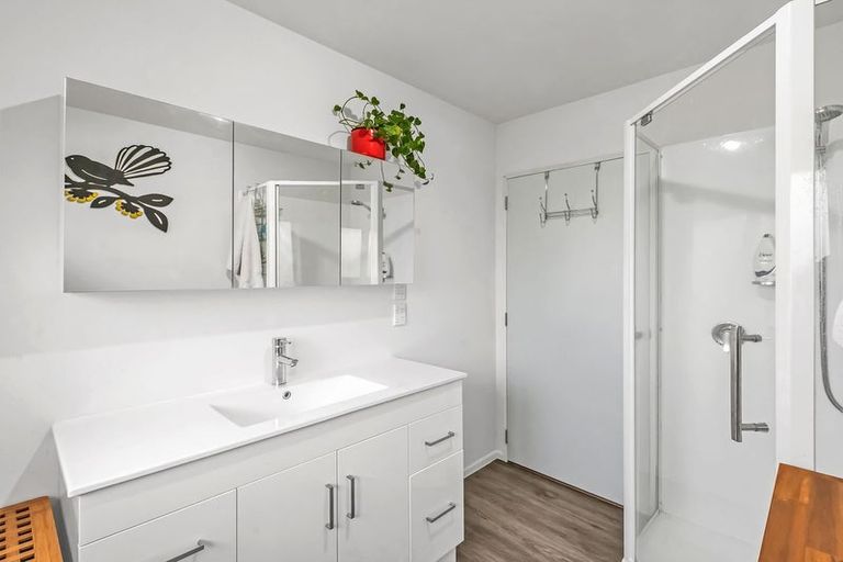 Photo of property in 6 Oldham Place, Darfield, 7510