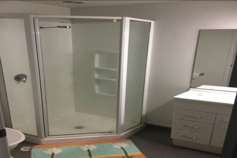 Photo of property in Orange Apartments/victoria Centr, 807/169 The Terrace, Wellington Central, Wellington, 6011