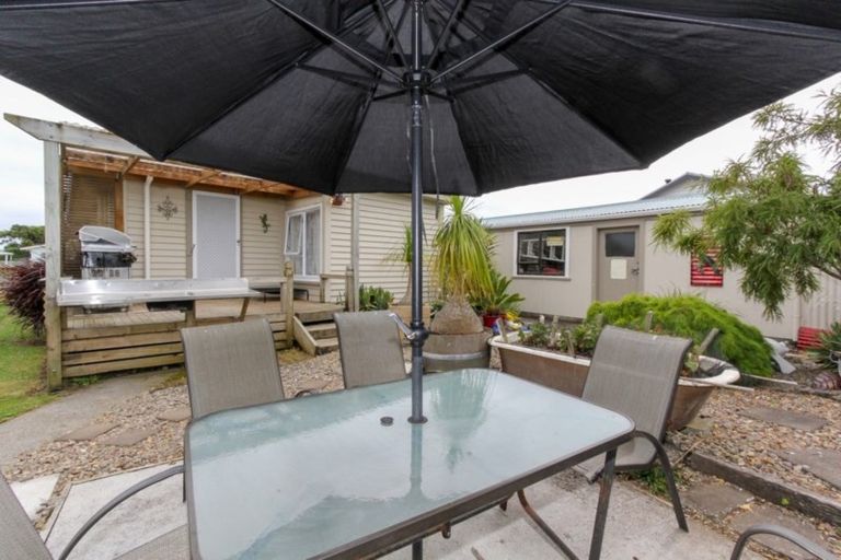 Photo of property in 16 Tuahu Place, Waitara, 4320