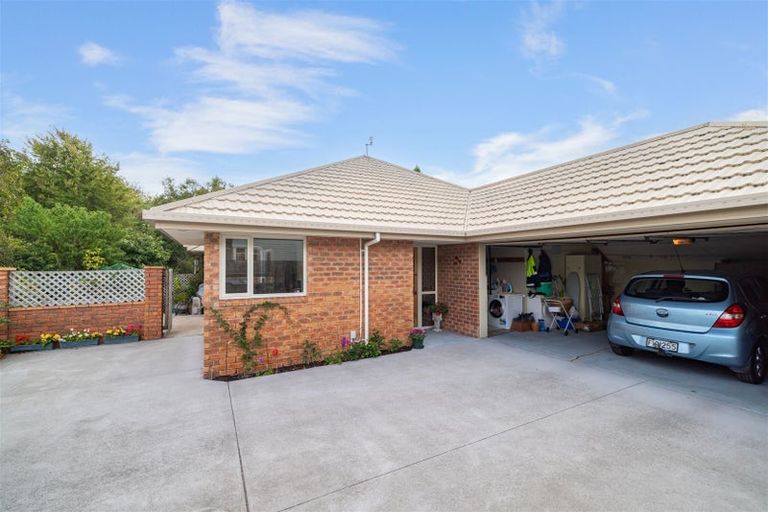 Photo of property in 15a Hoon Hay Road, Hoon Hay, Christchurch, 8025