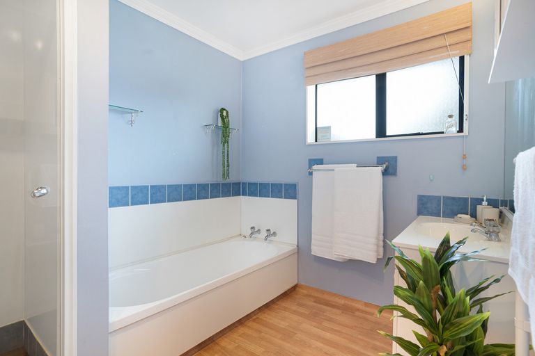 Photo of property in 2a Jones Place, Masterton, 5810