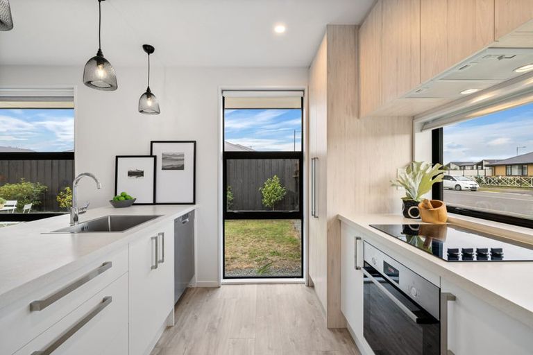 Photo of property in 31 Lady Isaac Drive, Rolleston, 7615