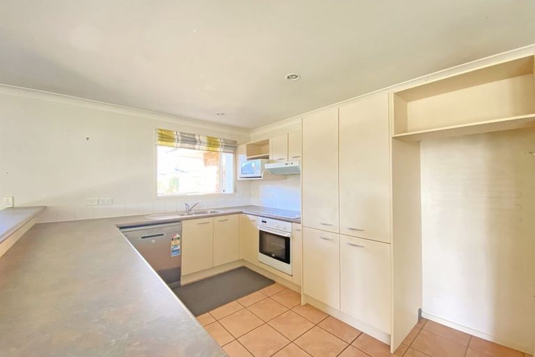 Photo of property in 11a Te Kanawa Crescent, Henderson, Auckland, 0610