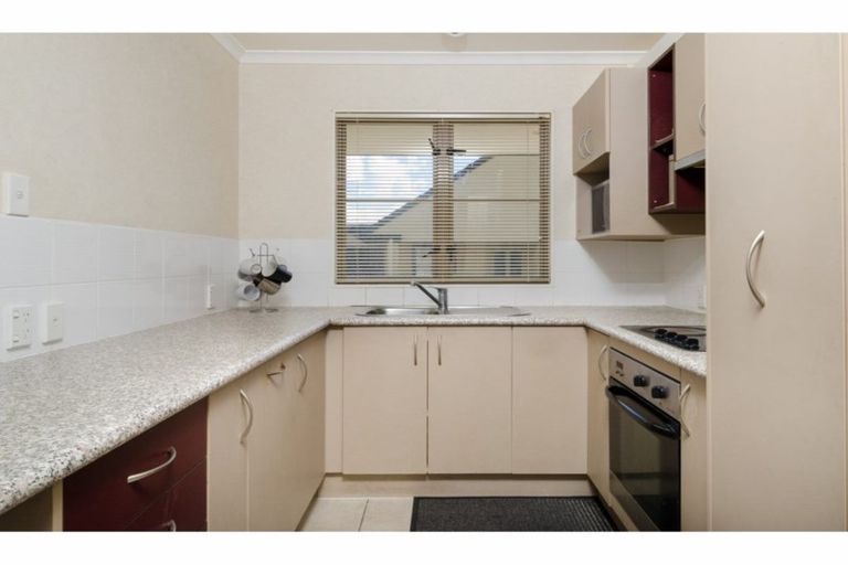 Photo of property in St Claire Village, 167/172 Mcleod Road, Te Atatu South, Auckland, 0610