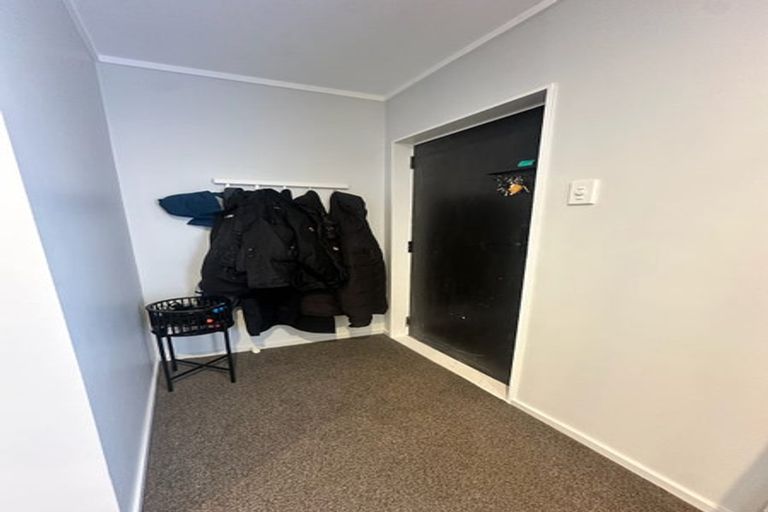 Photo of property in 46 Guadeloupe Crescent, Grenada Village, Wellington, 6037