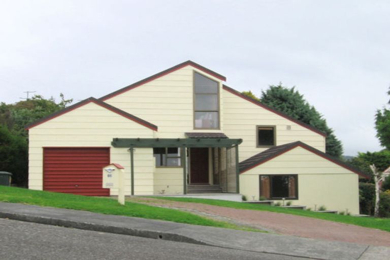 Photo of property in 66 Kotare Street, Waikanae, 5036