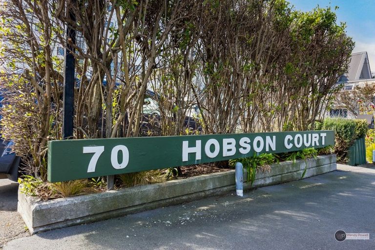 Photo of property in Hobson Court Flats, 47/70u Hobson Street, Thorndon, Wellington, 6011