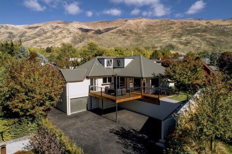 Photo of property in 9b Mill End, Wanaka, 9305