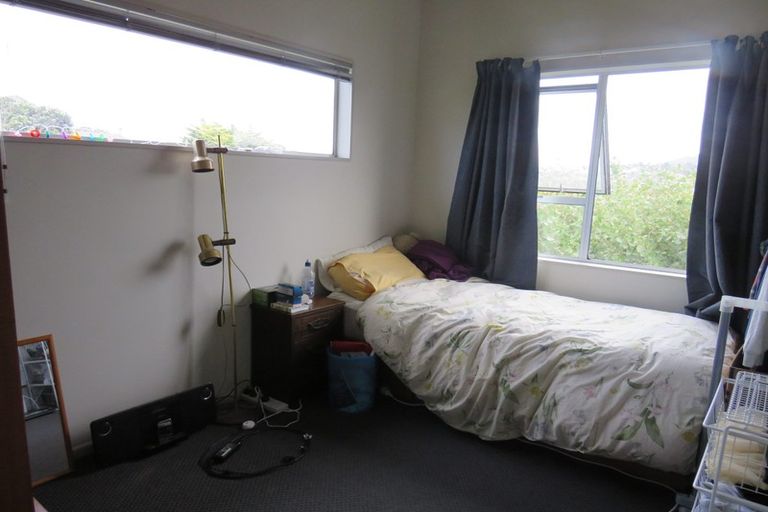 Photo of property in 18 Lambley Road, Titahi Bay, Porirua, 5022