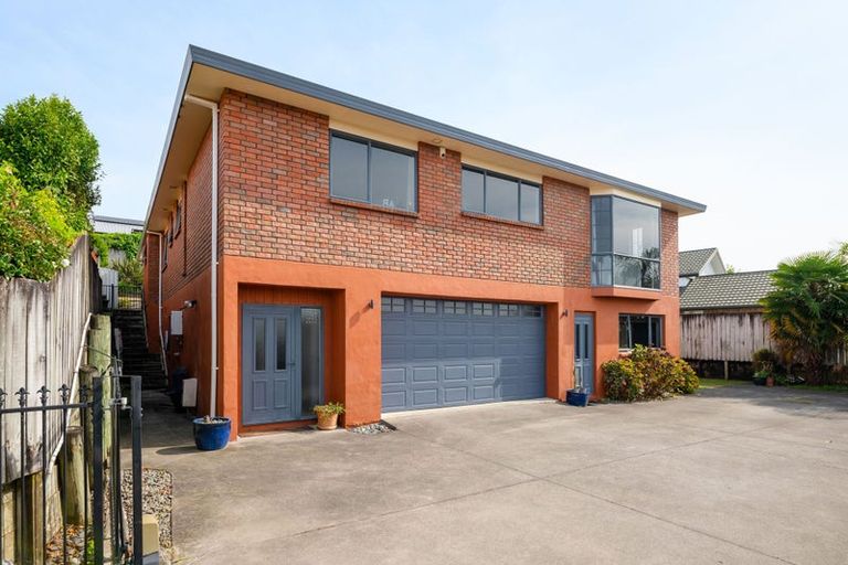 Photo of property in 22 Dorchester Place, Nawton, Hamilton, 3200
