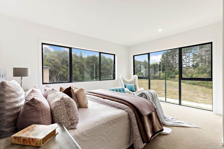 Photo of property in 9 Skanda Crescent, Flat Bush, Auckland, 2019