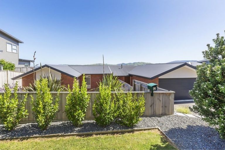 Photo of property in 12 Pacific View, Whitby, Porirua, 5024