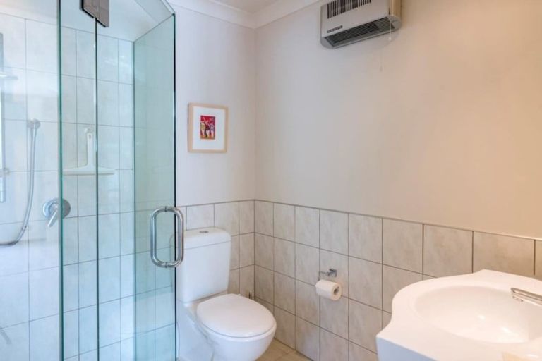 Photo of property in 4 Kaka Street, Waikanae, 5036