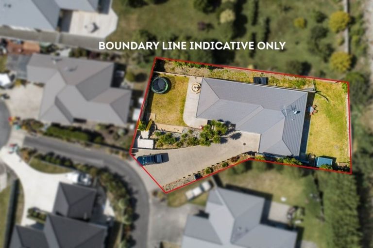 Photo of property in 7 Lambert Way, Paraparaumu, 5032