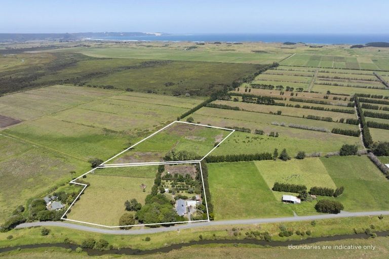 Photo of property in 810 Gill Road, Kaitaia, 0483