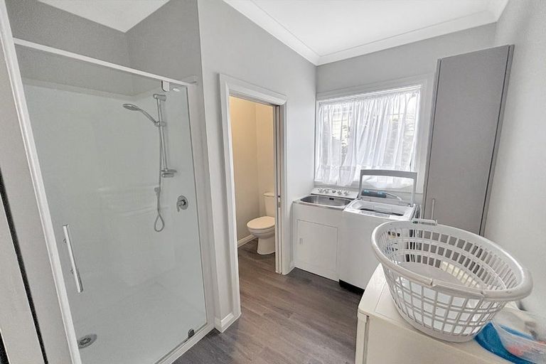 Photo of property in 68 Allardice Street, Dannevirke, 4930