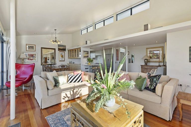 Photo of property in 74 Falkirk Avenue, Seatoun, Wellington, 6022