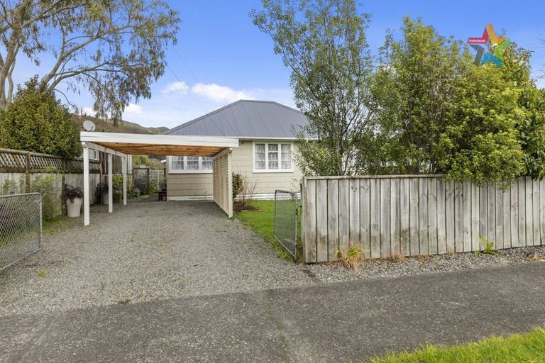 Photo of property in 1/114 Kowhai Street, Naenae, Lower Hutt, 5011