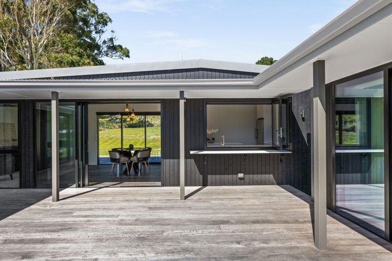 Photo of property in 4a Shoal Beach Road, Aramoana, Omakere, 4271