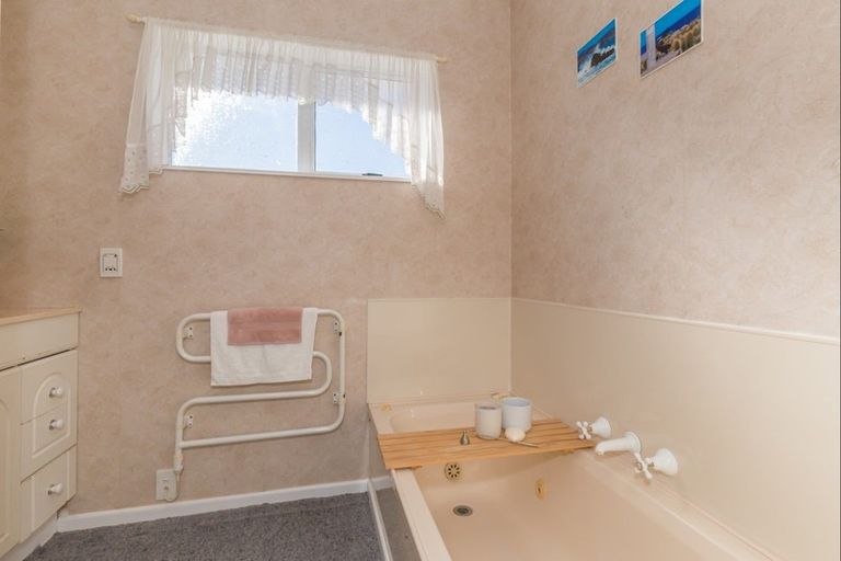 Photo of property in 31 Rimu Street, Levin, 5510
