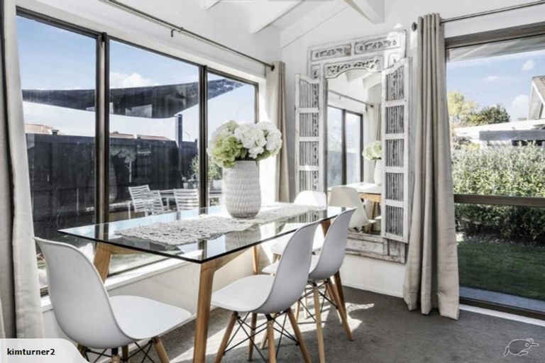 Photo of property in 3a Compton Place, Mount Maunganui, 3116