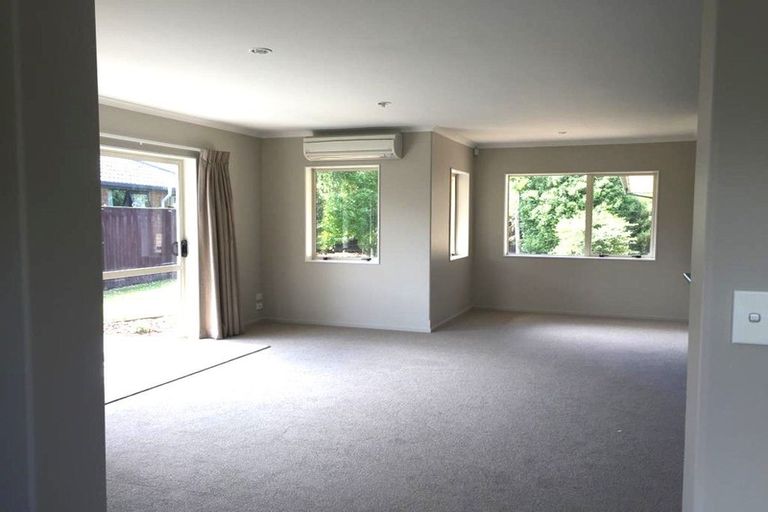 Photo of property in 9 Talbot Road, Northwood, Christchurch, 8051