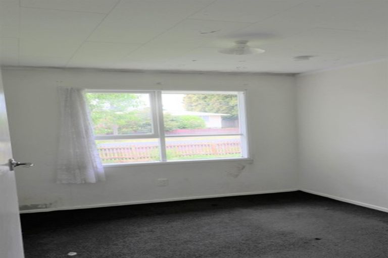 Photo of property in 2 Mervan Street, Mangere East, Auckland, 2024