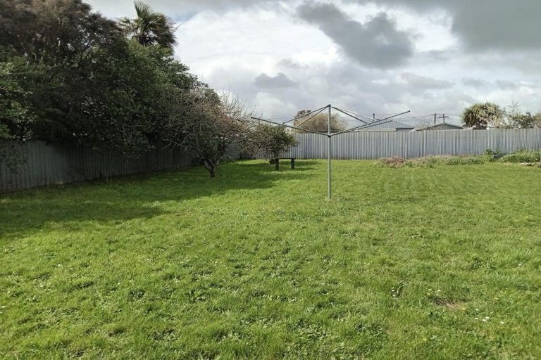 Photo of property in 23 Johnston Street, Foxton, 4814