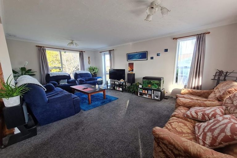 Photo of property in 18 Medina Crescent, Parklands, Christchurch, 8083