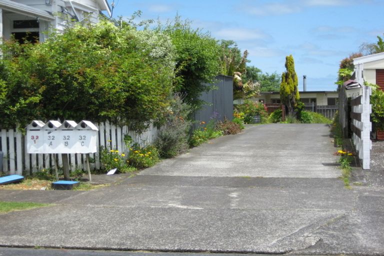 Photo of property in 4a Russell Avenue, Pukekohe, 2120