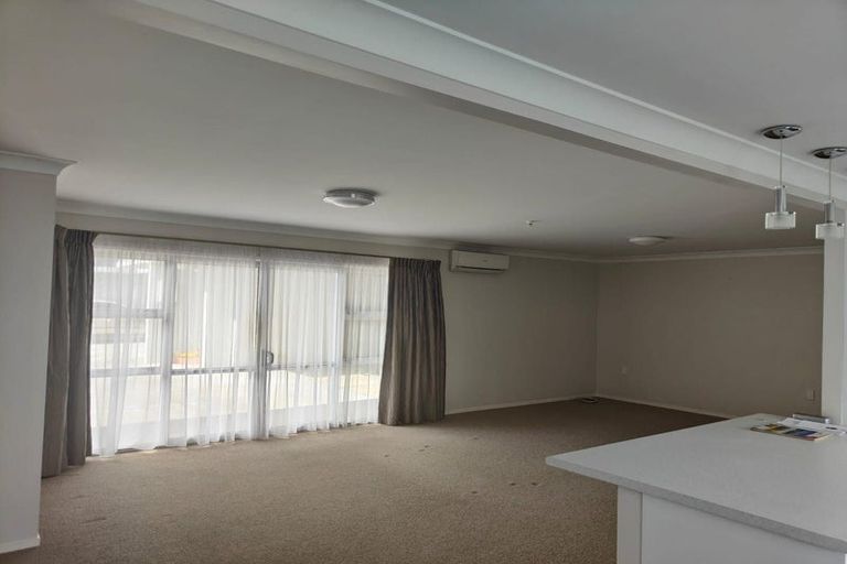 Photo of property in 2/15 Donald Street, Regent, Whangarei, 0112
