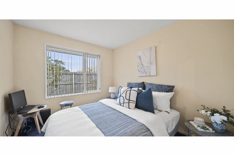 Photo of property in 52 Bella Rosa Drive, Hei Hei, Christchurch, 8042