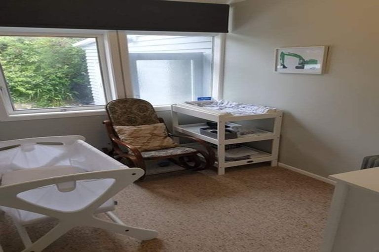 Photo of property in 9 Chapman Street, Johnsonville, Wellington, 6037