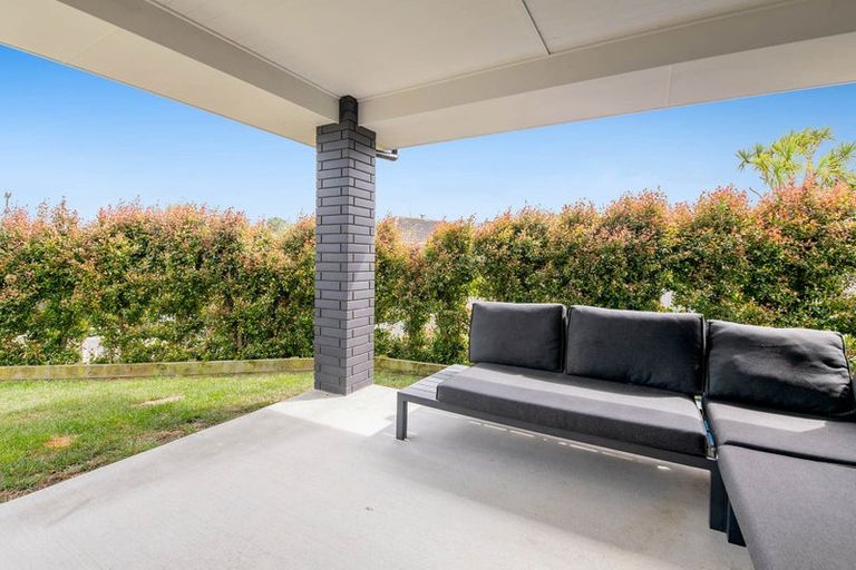 Photo of property in 3 St Julia Court, Helensville, 0800