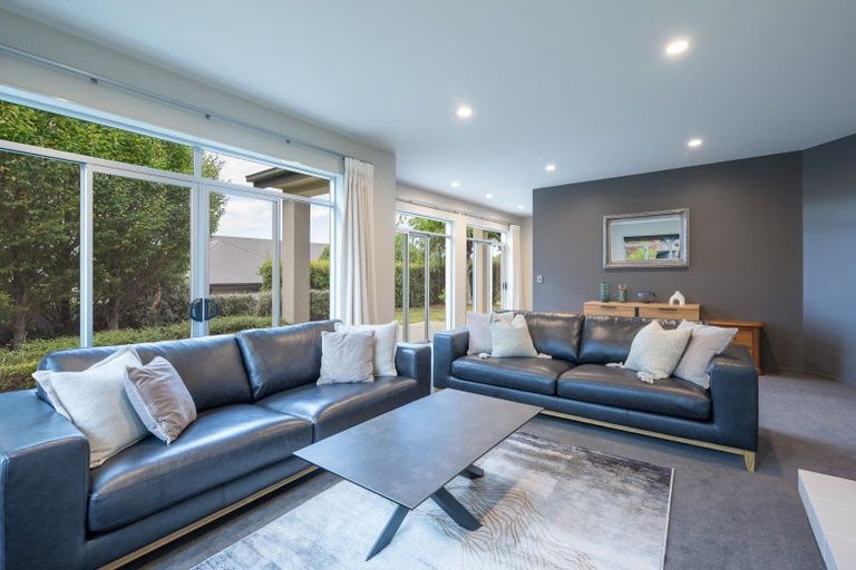 Photo of property in 12 Lobank Place, Richmond, 7020