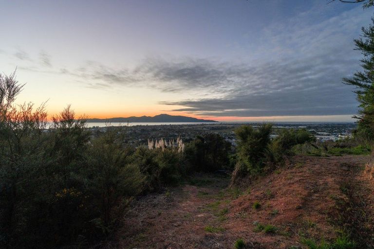 Photo of property in 3 Ridgeview Lane, Paraparaumu, 5032
