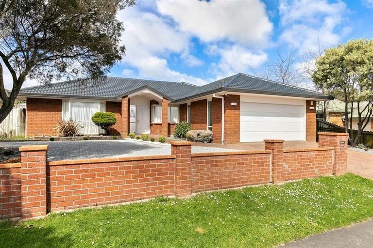 Photo of property in 92 Kilkenny Drive, Dannemora, Auckland, 2016