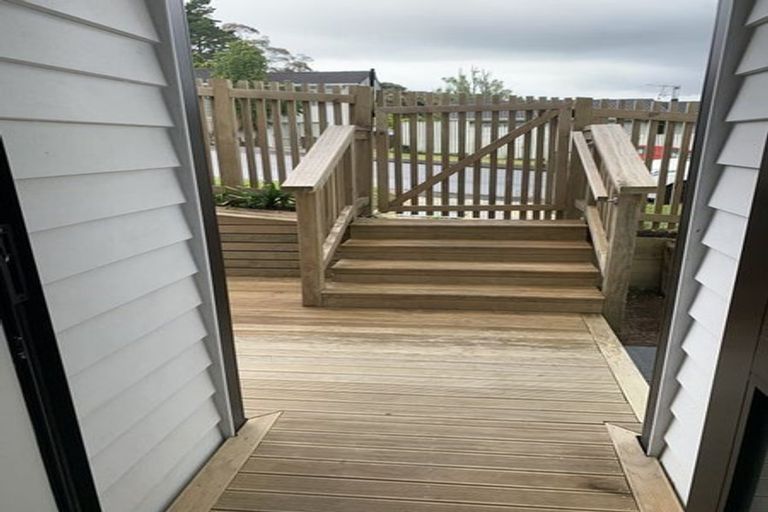 Photo of property in 59b Redwood Drive, Massey, Auckland, 0614