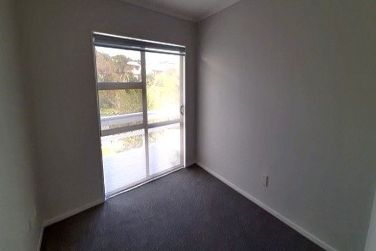 Photo of property in 6b Commins Road, Onerahi, Whangarei, 0110