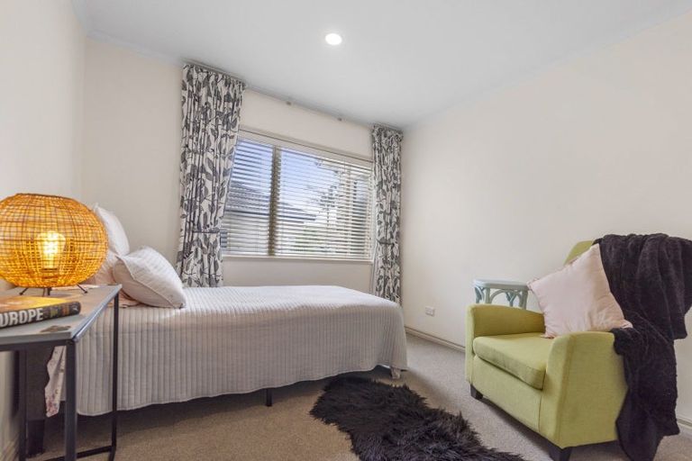 Photo of property in 41 Matene Place, Papamoa Beach, Papamoa, 3118