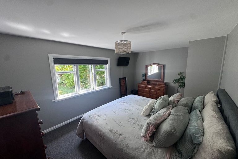 Photo of property in 37 Garden Road, Avalon, Lower Hutt, 5011