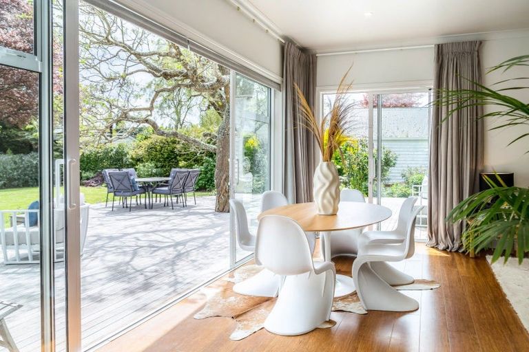 Photo of property in 16 Main Street, Greytown, 5712