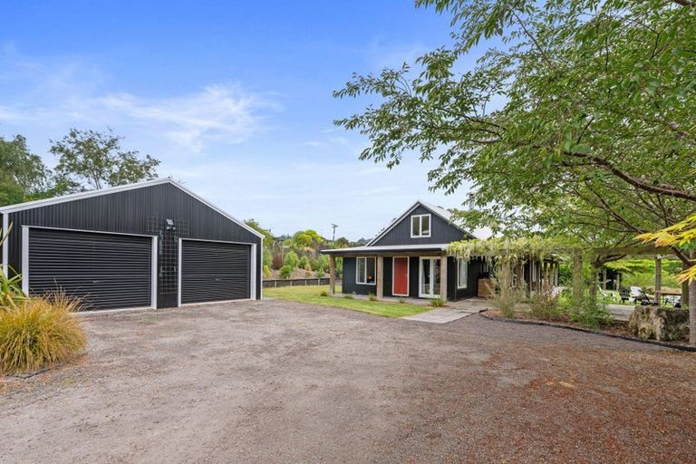 Photo of property in 4/142 Mapara Road, Acacia Bay, Taupo, 3385
