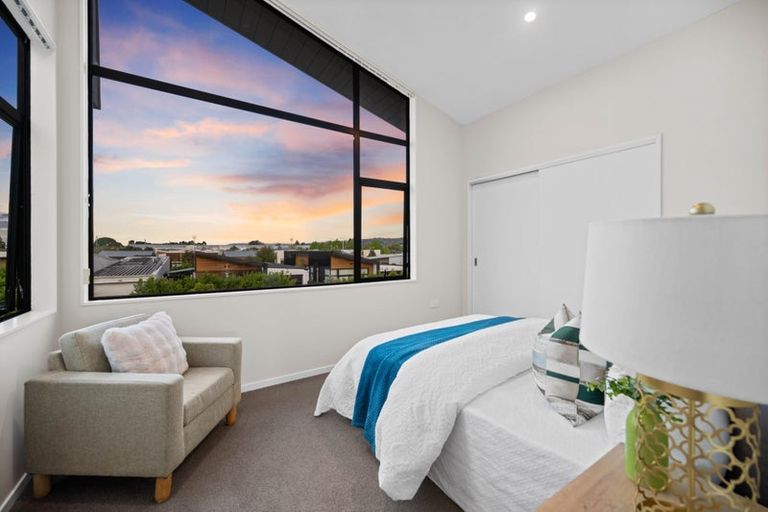 Photo of property in 67 Battalion Drive, Papakura, 2110