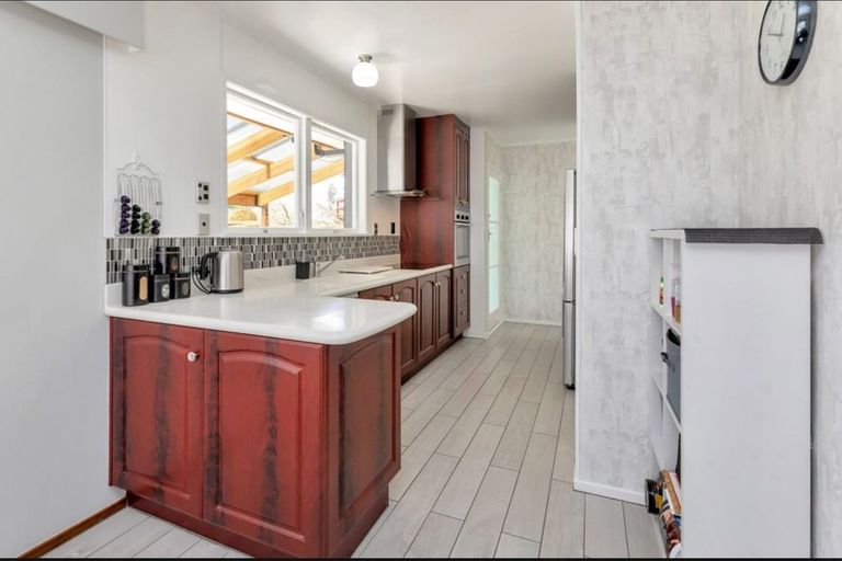 Photo of property in 18 Parkland Crescent, Te Kamo, Whangarei, 0112